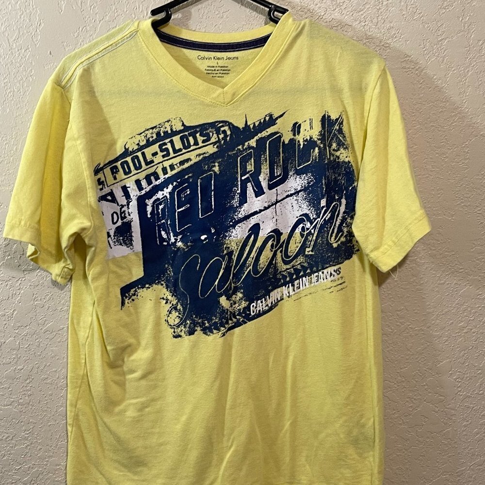 NWOT Men's Calvin Klein Graphic Tee